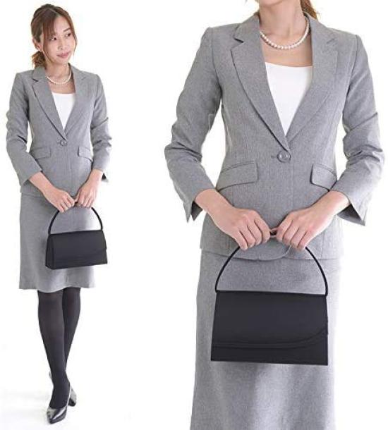 Made in Japan, this black formal bag features a water-repellent design and a large gusset. Perfect for weddings, funerals, and other formal