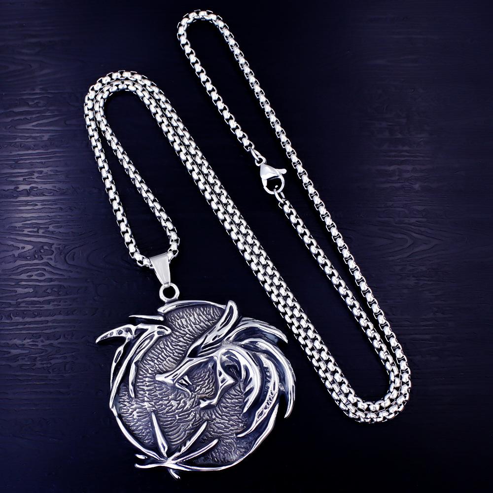 Viking Wolf Head Demon Hunter Titanium Steel Pendant Men's European and Pendant Pendant Necklace