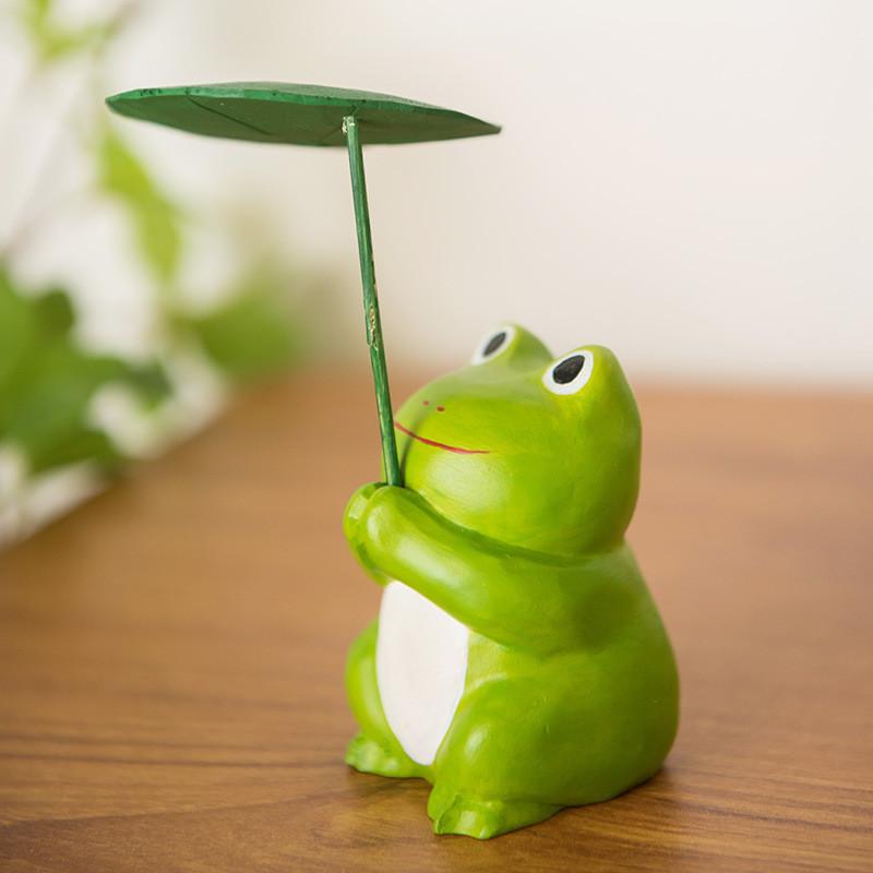 Modern Minimalist Wood Carving Lucky Cat Decorative Figurine For Office Desk And Giftgiving