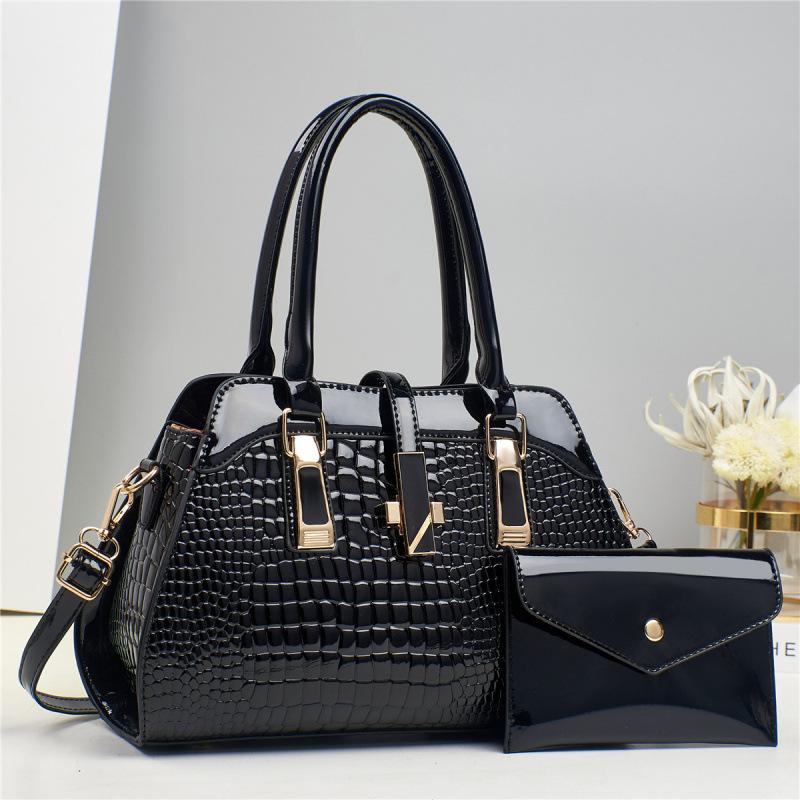 

Women s bag handbag platinum bright leather handbag mother bag crocodile pattern shoulder bag messenger bag bags 29*13*21 чёрный