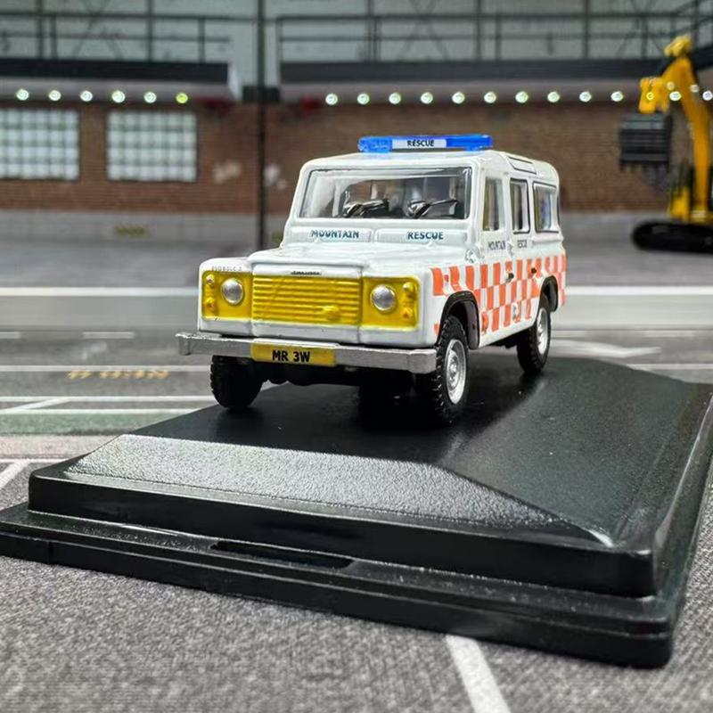 Diecast OXFORD 1:76 Scale Land Rover Mountain Rescue Jeep Off-road Vehicle Alloy Car Model Collectible Toy Gift Souvenir Display ALR1