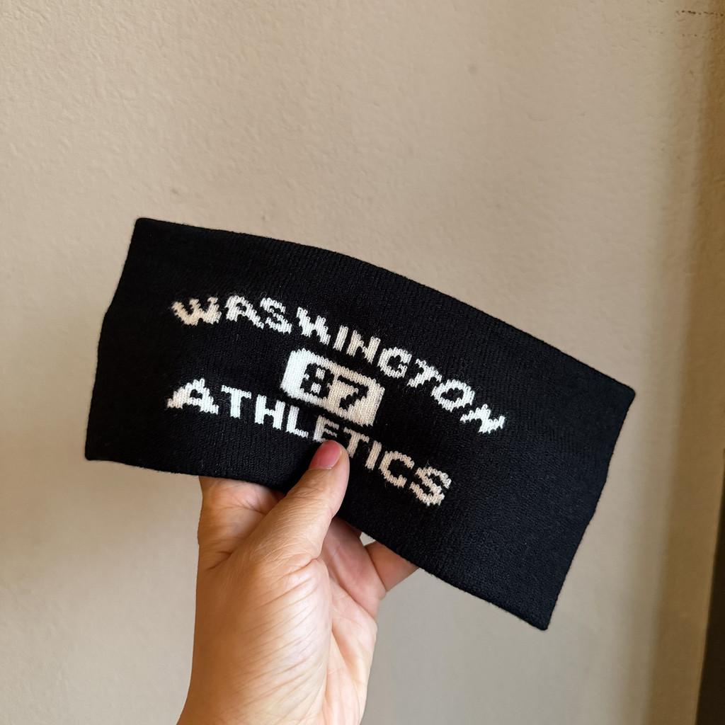 

Korean Style Letter Wide Sports Headband With Sweatwicking Fabric For Running And Fitness Black