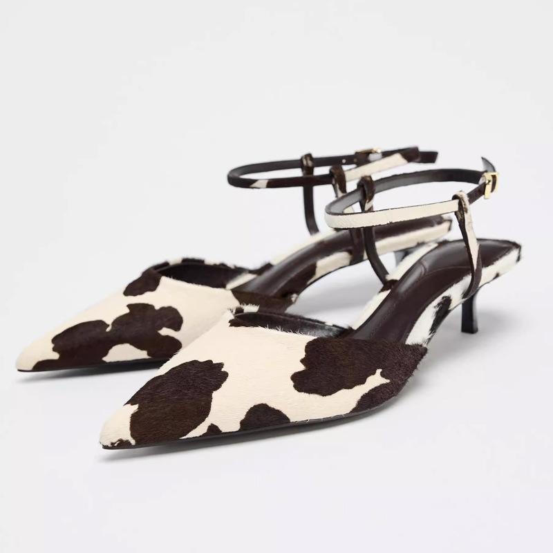 Xia's new one-word buckle with kitten and horsehair medium heel bag head sandals large size shallow mouth empty women's shoes