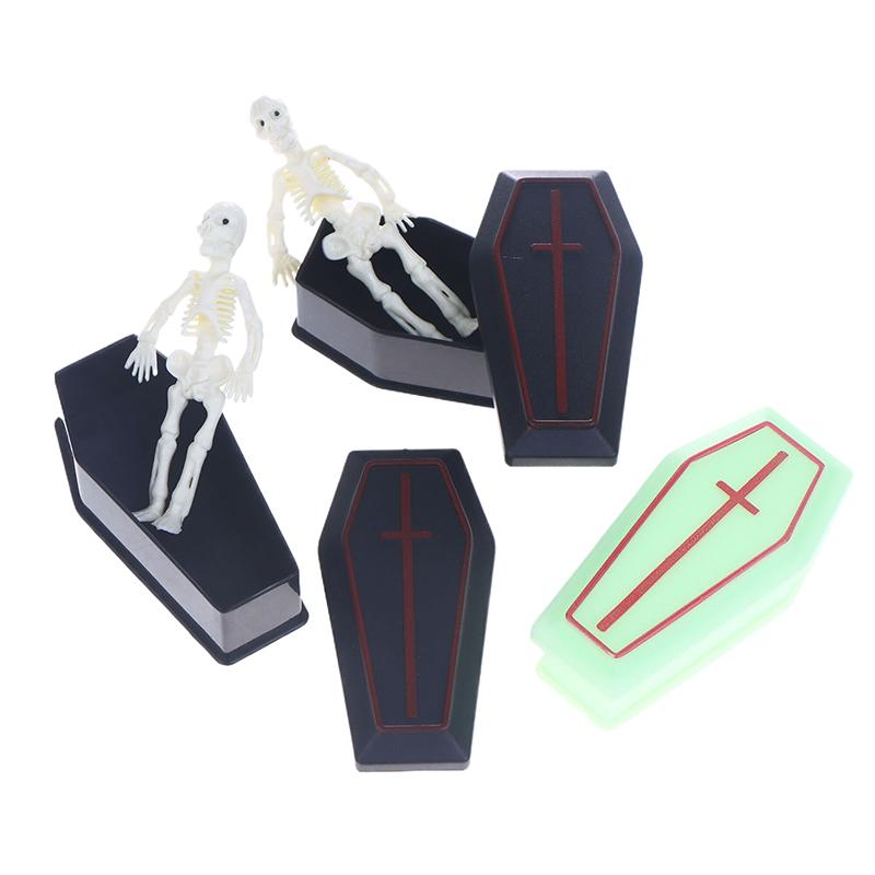 2/4Pcs Miniature Dollhouse Coffin Boxes Halloween Treat Coffin Boxes Coffin Prank Props Box Model Trickery Props Halloween Decor