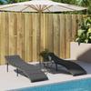 VidaXL Lot de 2 Chaises Longues avec Table, Bain de Soleil, Transat de Terrasse, Siège de Jardin Patio Extérieur, Gris 368253