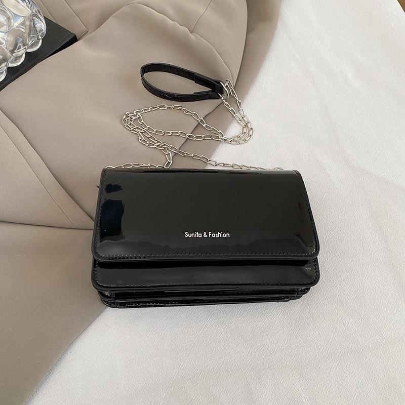 High-Value Fashion Shoulder Messenger Bag Winter Versatile Foreign Style Chain Small Square Bag Women