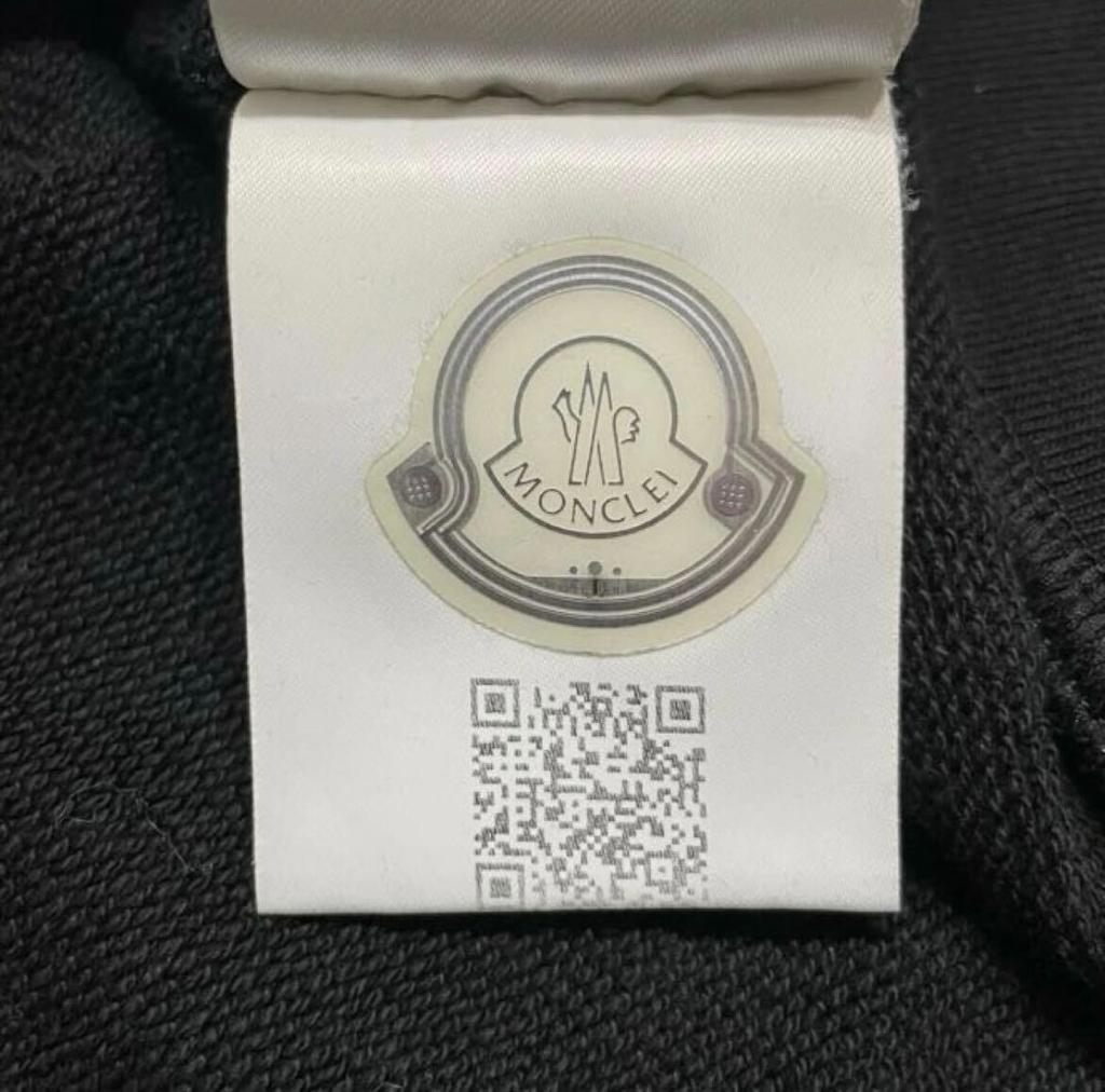 Used MONCLER H10918G00013809KRsweat mens