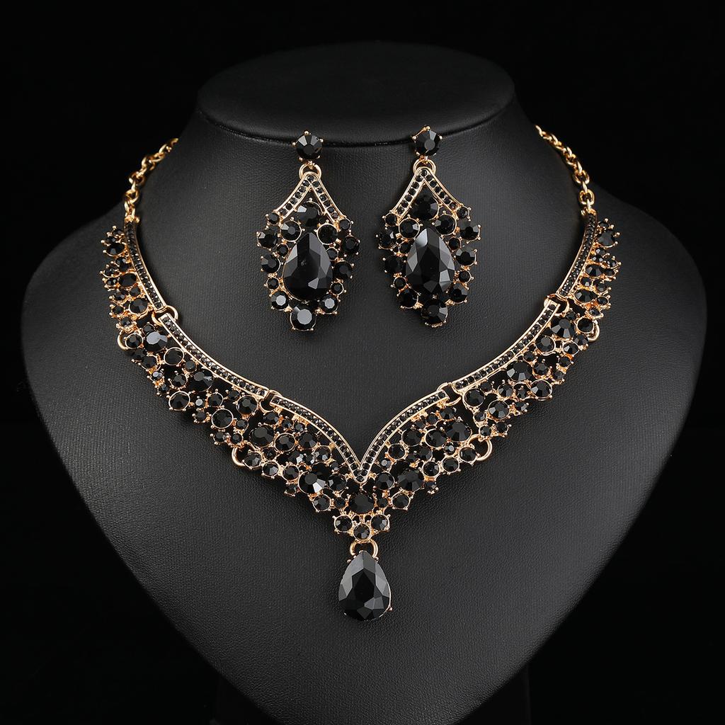 Vintage Jewelry Exaggerated Necklace Set Luxury Crystal Jewelry Banquet Dress Accessories