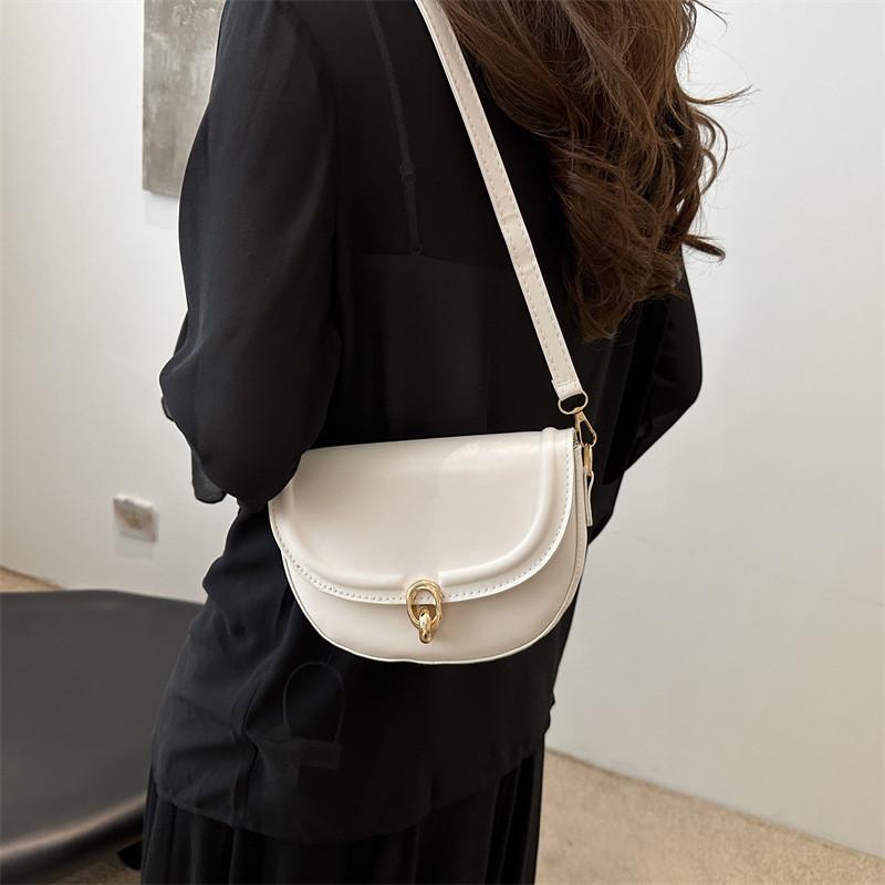 Trendy French Style Chic Saddle Bag For Women With Elegant Pu Material Design