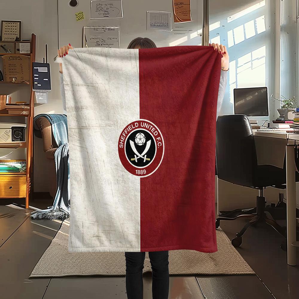 Sheffield United Football Club Flannel Blanket, High Quality Comfortable for All Seasons, Home Decor, Warmth and Comfort
