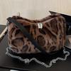High Value Leopard Print Bag Women's Fashion Shoulder Bag 2025 New Simple Plush Bag Chain Messenger Bag Hair Bag