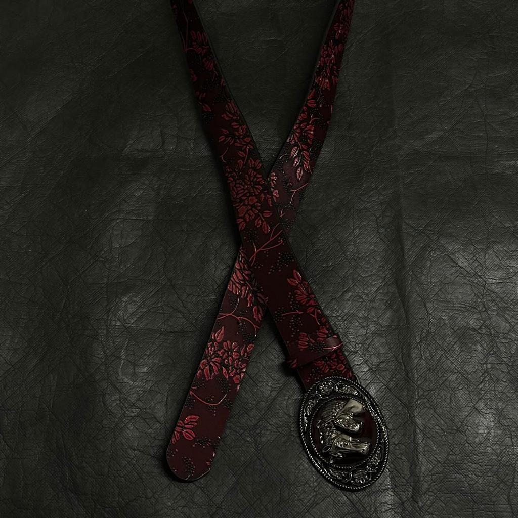Vintage Dark Red Rose Double Horse Head Leather Belt - Unisex, Retro, Decorative Accessory.