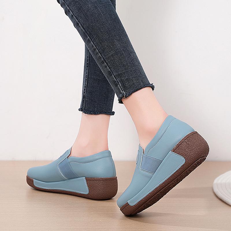 Soft Leather Women Platform Shoes Fashion Wedge Heels Elastic Loafers Elegant Mother Shoes Casual Walking Shoes
