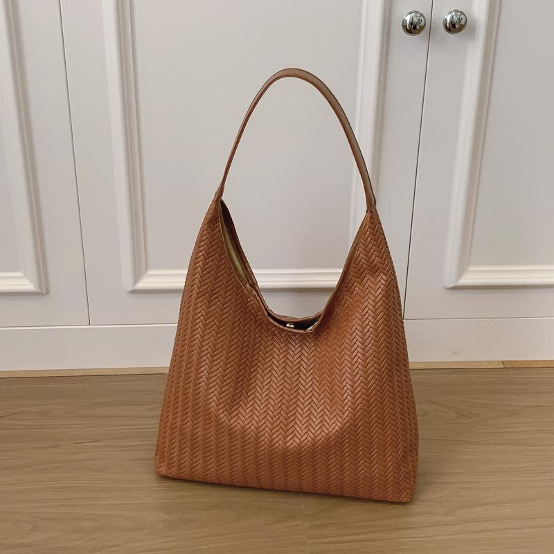 Woven Underarm Bag Women's New Simple Shoulder Bag Large-capacity Commuter Tote Bag