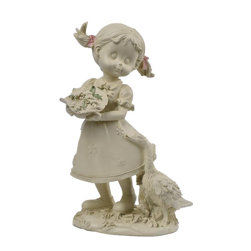 European Resin Craft Figures for Kids' Outdoor Decor