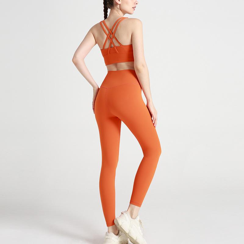 Europäischer & Amerikanischer Sexy Yoga-Anzug mit gekreuztem Rücken: Sport-Hose mit hohem Bund und Hüftlifting für Damen
