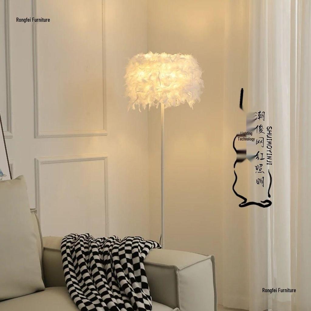 INS Creative Crystal Feather Lamp: Versatile Lighting for Weddings, Living Rooms, Studies, Bedrooms, and Fill Light for Beauty Streaming