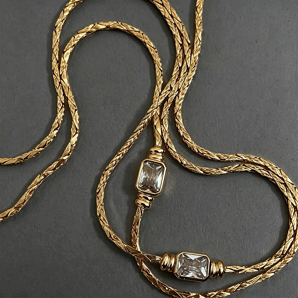 Vintage Striped Flat Snake Chain Clavicle Neckalce Exquisite Shiny White Square Zircon Choker Stainless Steel Jewelry Party Gift