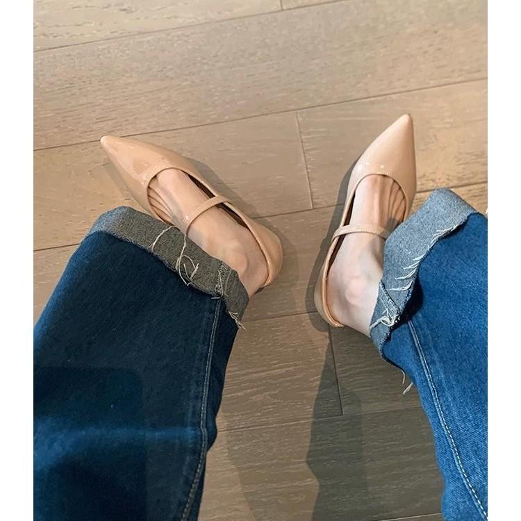 French pointed inner height increase shallow mouth shoes 2025 new flat-soled single shoes one-button Mary Jane shoes