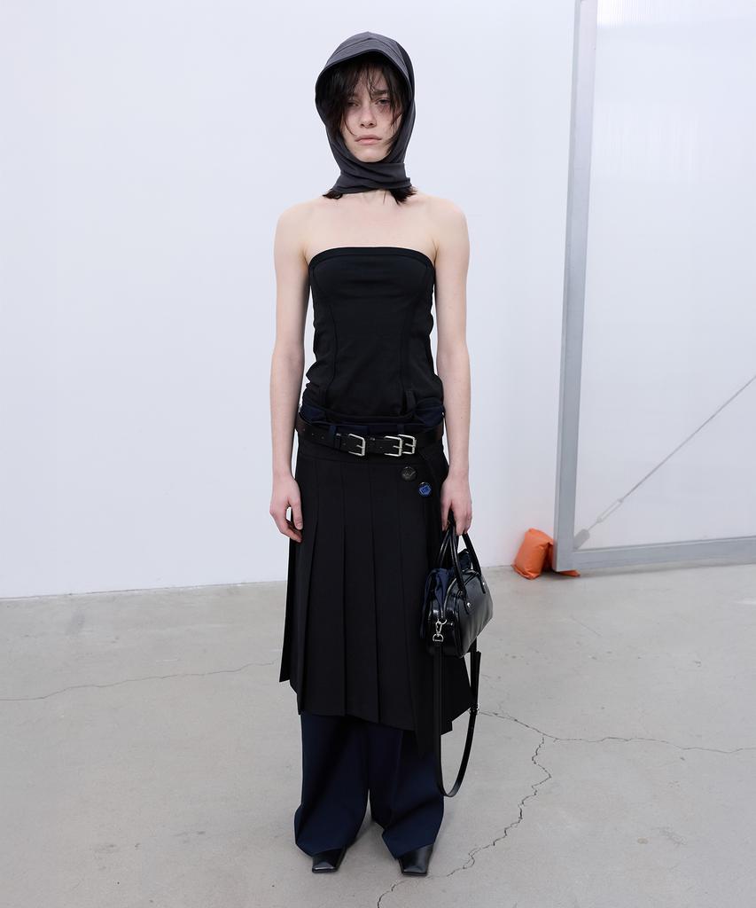 Lcdc Tm Asymmetric Pleated Skirt (Black)