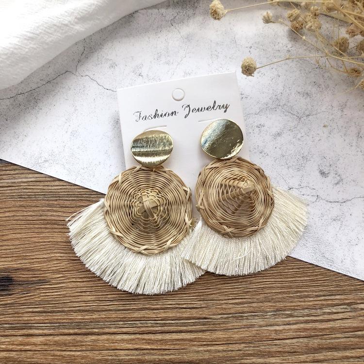 Holiday Style Handmade Grass Rattan Woven Earrings Retro Fringed Simple Stud Earrings Temperament Versatile Women's Earrings