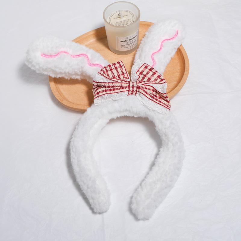 Cartoon Plush Headband: Cute Hair Accessory for Women & Kids, Perfect for Face Washing