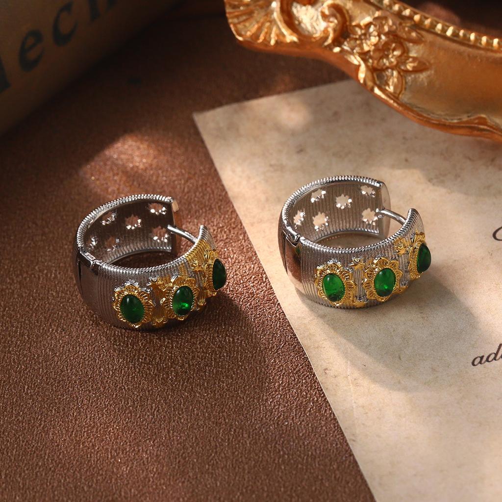 Court style medieval pearl geometric earrings bee retro stud earrings fringed hollow color retention advanced temperament earrings