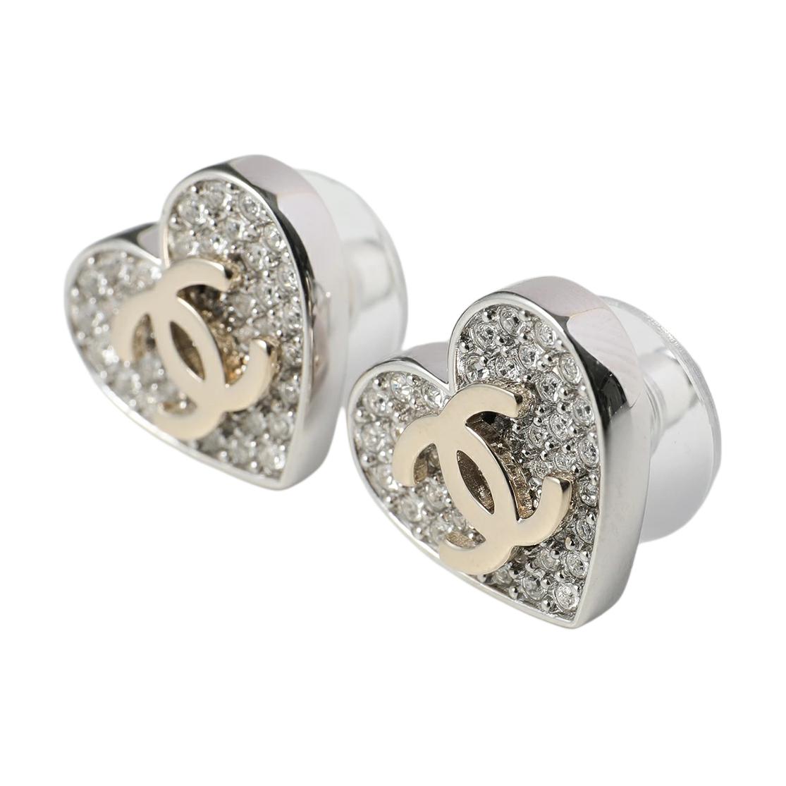 

Chanel Classic Double C Logo Heart Design Rhinestone Earrings Women earrings Silver ABH084-B23473-U7518 Box+Padding Board