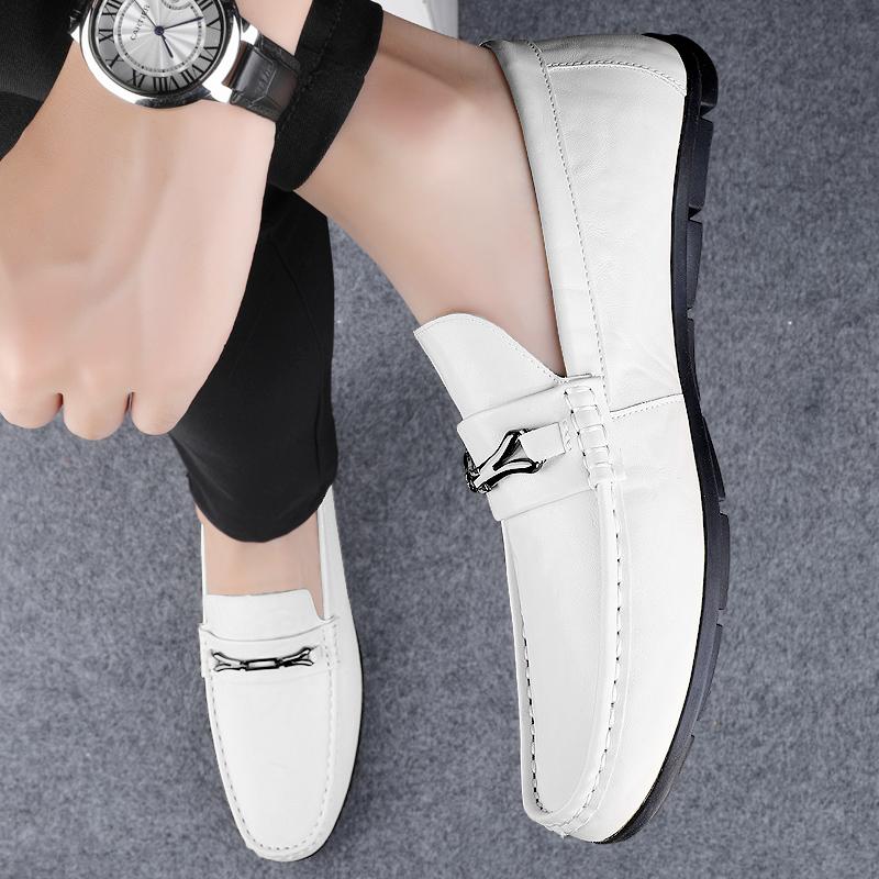 Fashionable Korean Style Leather Casual Shoe Lightweight Comfortable Driving Loafers Soft Soled Men Business Elegant Daily Shoes