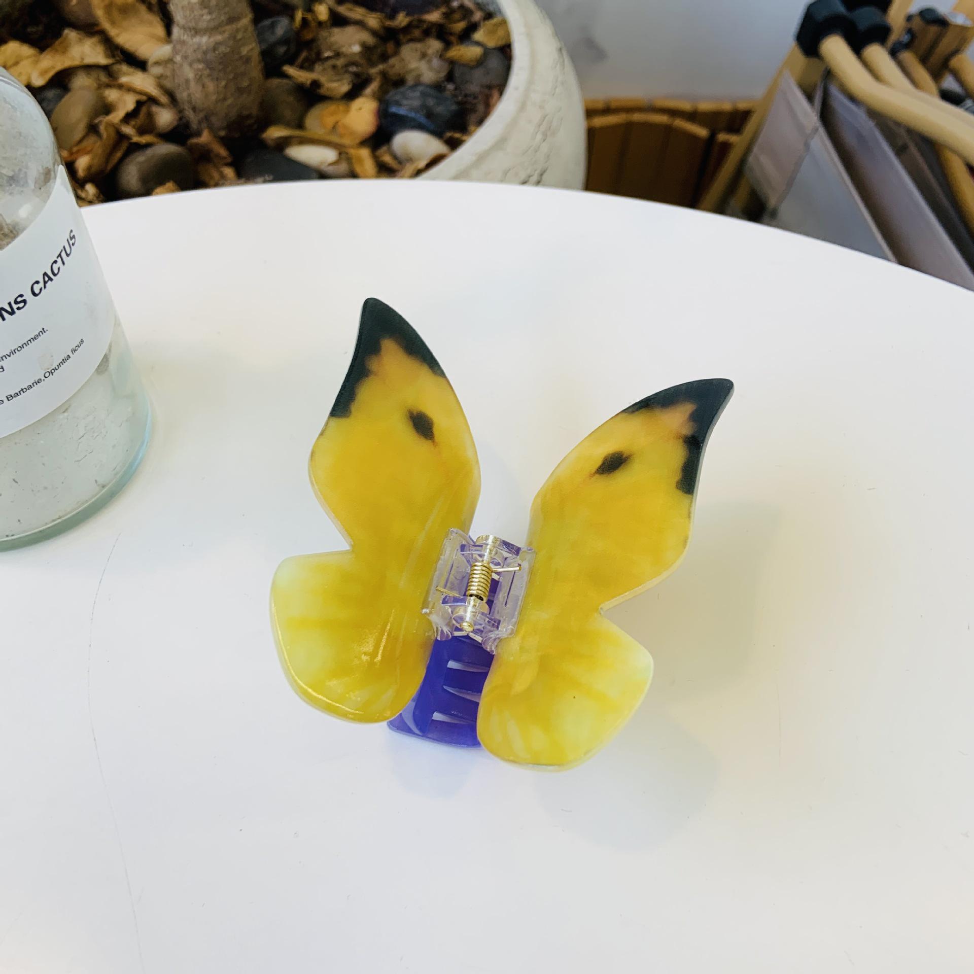 Красочный акриловый зажим-краб в виде бабочки: Свежий женский аксессуар для волос