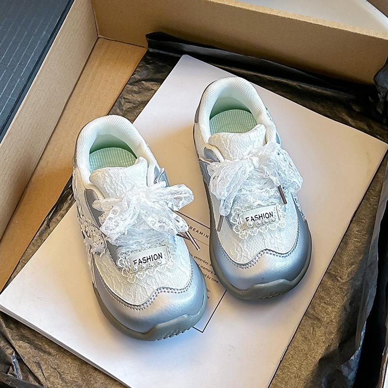 

Girls Solid Color Sneakers2026Summer New Lace Bow Princess Casual Shoes with Small Flowers Running Shoes 27Inner Length17cm серебряный