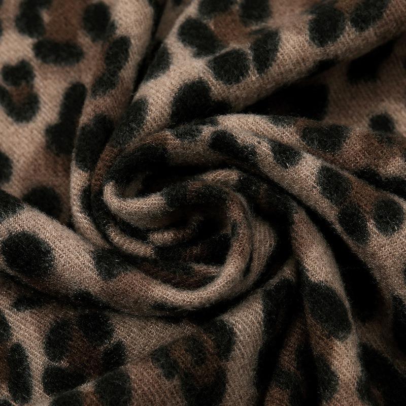 New hot-selling leopard print imitation cashmere versatile scarf autumn and winter fashion versatile warm and comfortable senior women's shawl