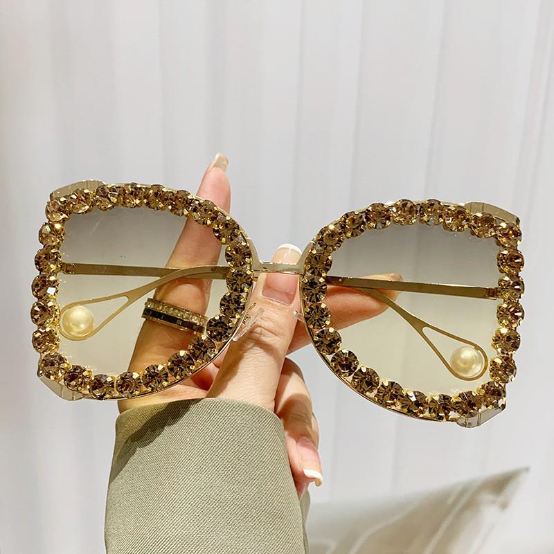 Trendy Oversized Rhinestone Sunglasses with Ocean Lens - European & American Style
