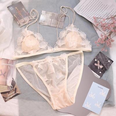 Elegant Ginkgo Embroidered Off-Shoulder Wireless Padded Lingerie Set