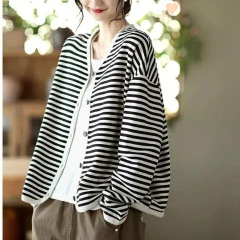 Women's Spring and Fall Design Striped Casual Jacket Long-sleeved V-neck Buttons Top