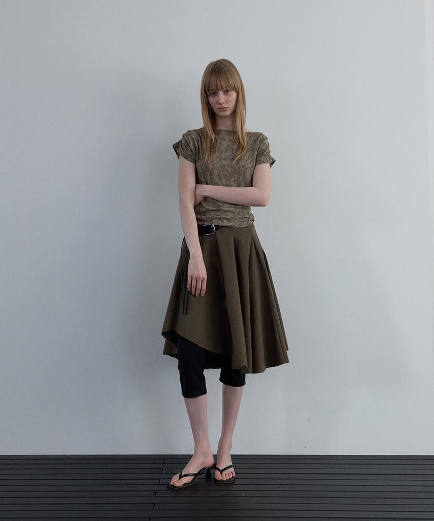 Unessin Asymmetric Cutting Midi Skirt_Khaki