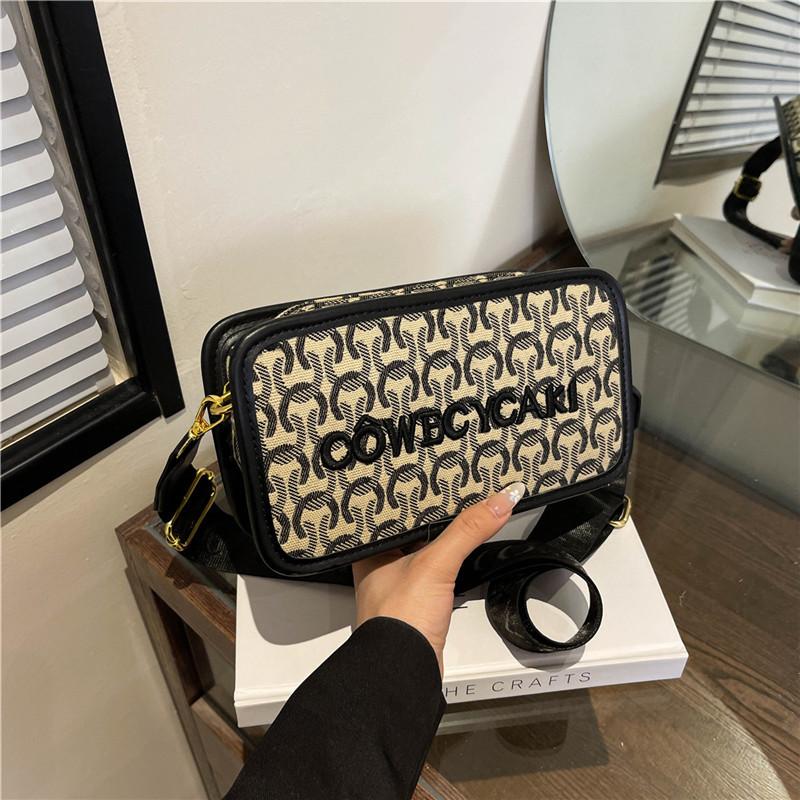 New Fashion Niche Design Popular Mix and Match Contrasting Color Camera Bag Shoulder Crossbody Trendy Women's Bag