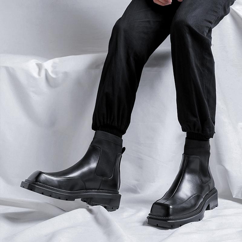 Fashion Black thick soled men's boots Trendy square design style Outdoor Fashion Party Street walking Youth versatile leather shoes