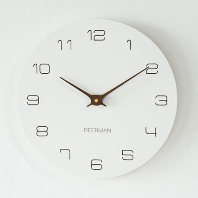 HARRYXUE Wall Clock - Stylish, Ultra-lightweight, Silent, Battery-operated, Solid Wood, Pointer, Nordic Style, No Tick-tick Sound, Flat Wood, Wall Dec