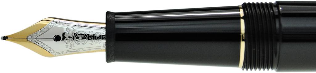 MONTBLANC Classic Black Fountain 145bk Medium Nib Meisterstück Pen, (M),