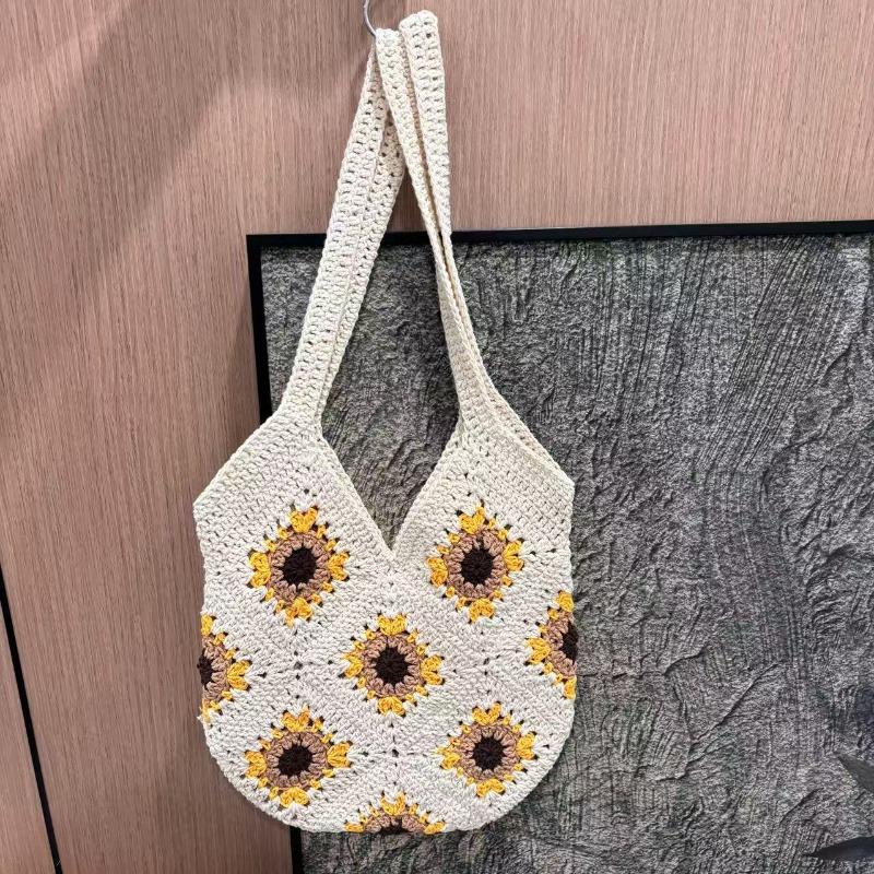 New high-end straw bag women's handwoven bag versatile handheld women's bag shoulder bag vacation seaside beach bag