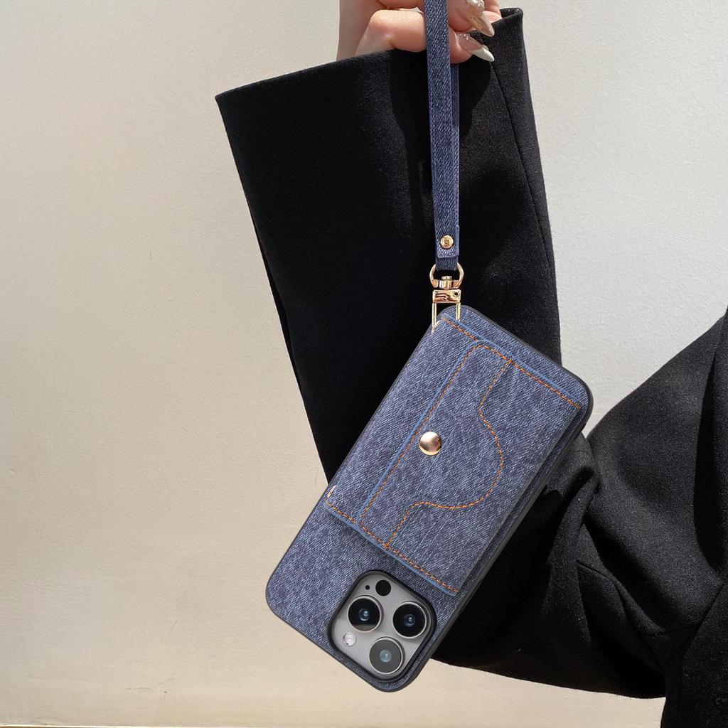 IPhone 17 Hülle: Kompatibel mit Apple 16 Pro Max, 15, 14 - Denim-Textur mit Armband-Kartenhalter