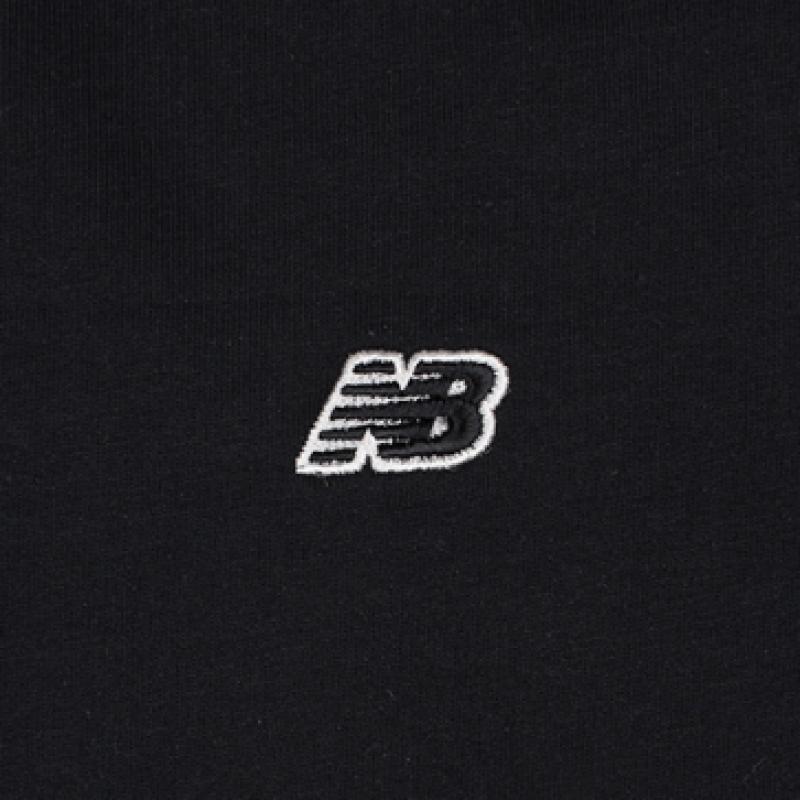 New Balance EssenTial Small Logo T shirT Nbneg21203