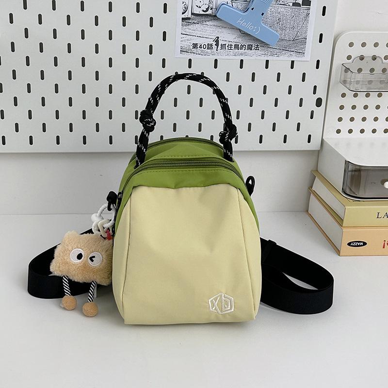 New Color Blocking Avocado Backpack Mini Women's Crossbody One Shoulder Commuting Bag Shell Japanese Lightweight Backpack