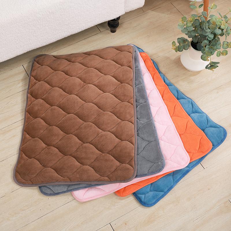 Autumn & Winter Thickened Warm Portable Anti-Slip Polyester Pet Mat All-season Universal Sleeping Pad for Dogs & Cats