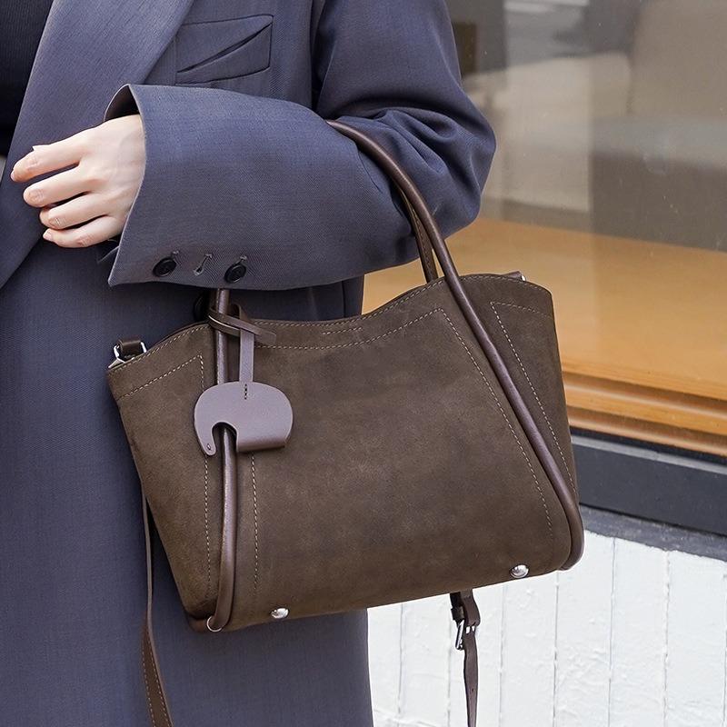 Leather fashion portable vegetable basket bag women's new suede versatile casual shoulder bag light luxury messenger bag