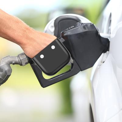 Silicone Gas Pump Glove Reusable Silicone Fuel Glove Nonslip Protective Mittens Easy To Wear Gasoline Hand Covers for Pumping