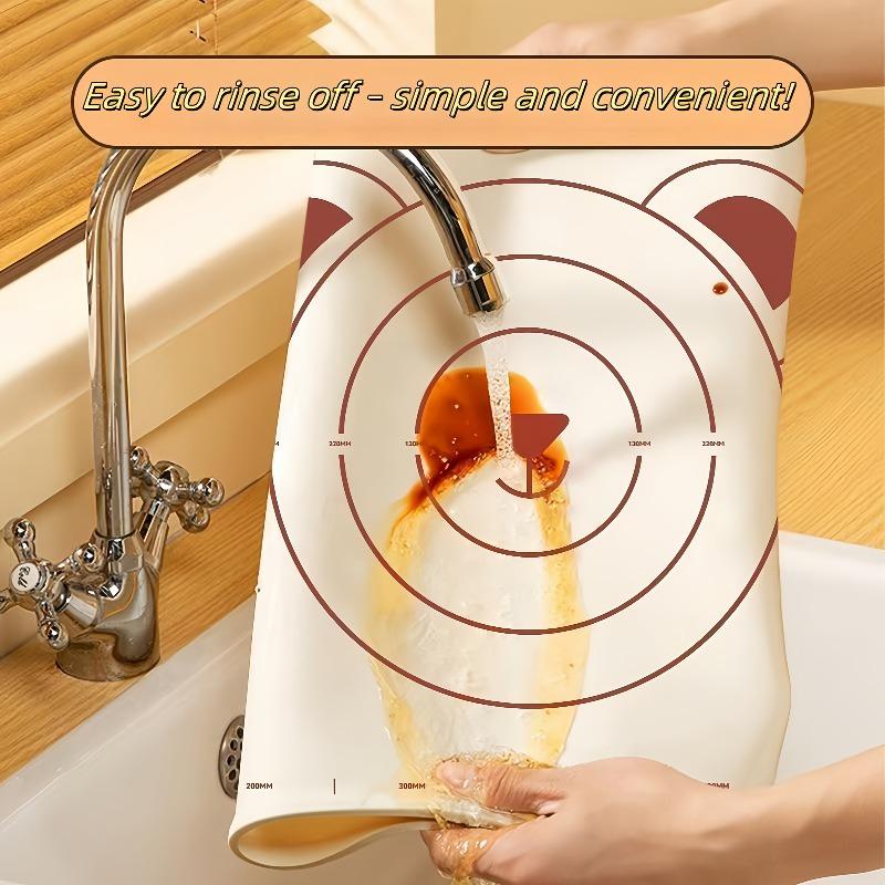 Thickened silicone baking mat with scale design, non-stick and anti-slip. Easy to clean, ideal for dough kneading and counter protection.