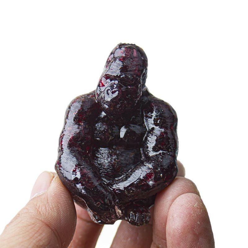 Statue de Gorille en Résine avec Pierres de Cristal Naturelles Pour Décoration de Bureau Cadeau Pour Amis