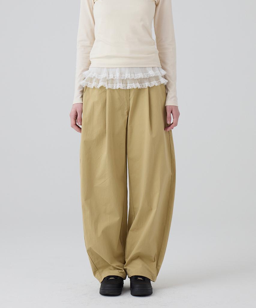 DANGLEDROP Dgdp Balloon Fit Curved Cotton Elastic Waist Pants_Beige